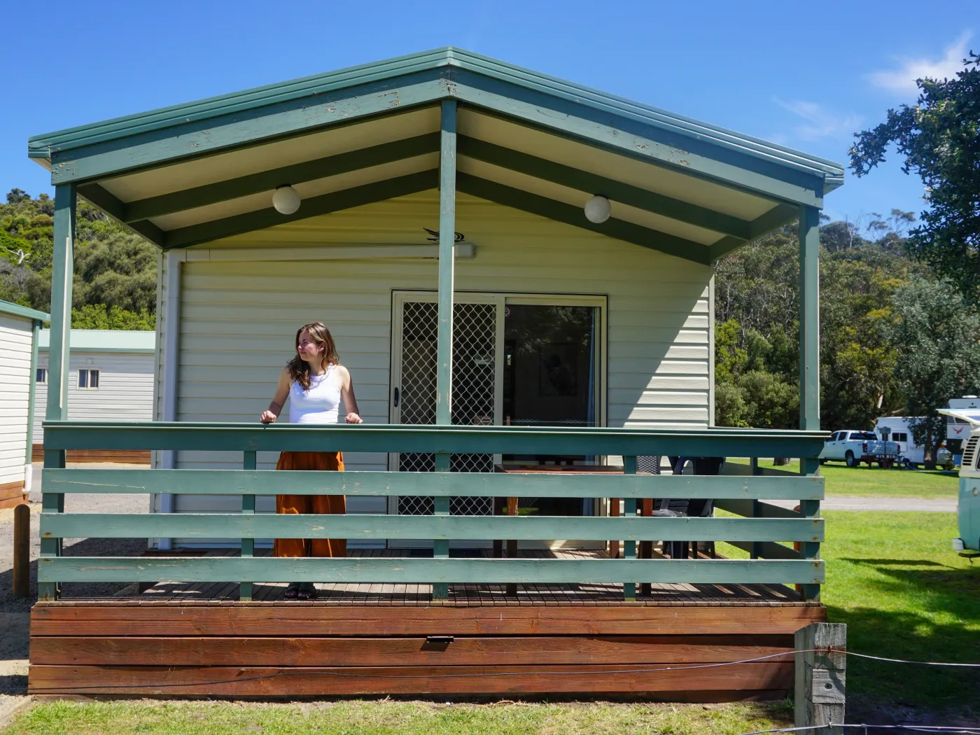 Balcony Bach View Cabin