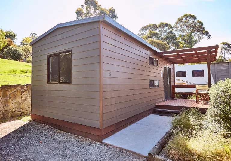 Cabin with deck